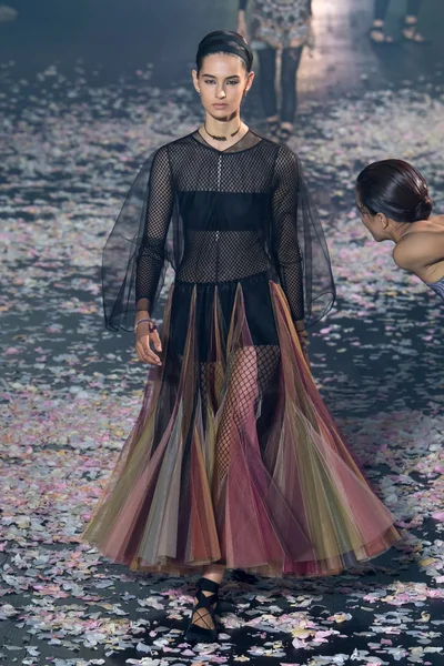 Look 73